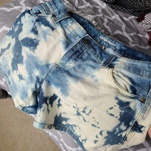 tommy hilfiger bleach dyed jean shorts